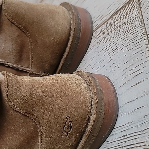 UGG Daphne Shearling lined Suede Boots size womens 8 - Picture 5 of 10